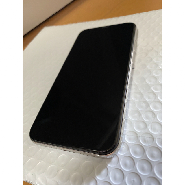 美品　iPhone Xs 256 GB docomo SIMフリー