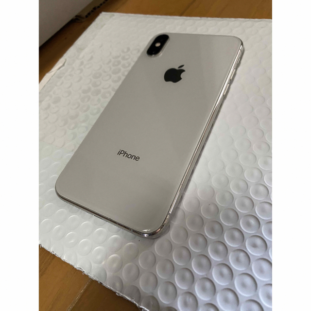 美品　iPhone Xs 256 GB docomo SIMフリー