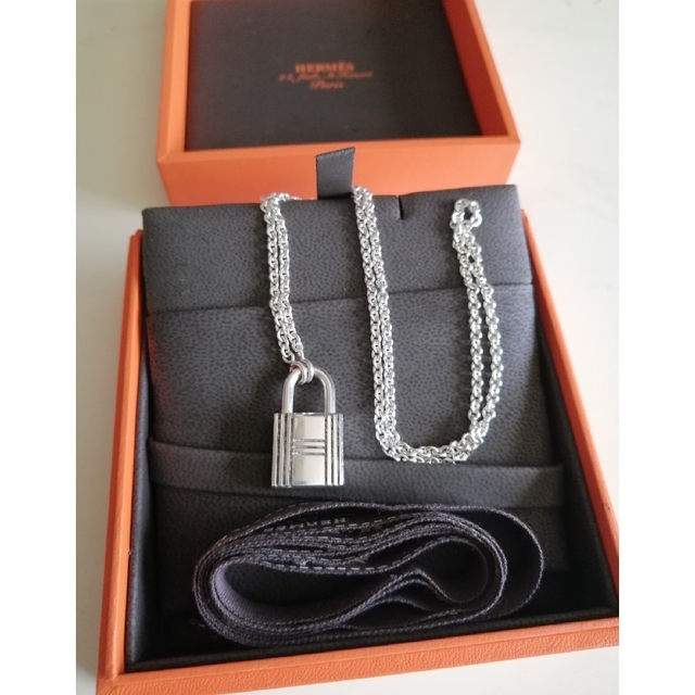 エルメス Hermes ネックレス カデナ ペンダント パドロック シルバー42cmトップ