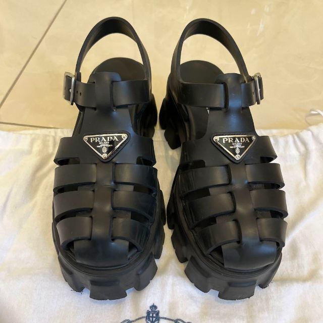 PRADAラバーサンダル サイズ38 | tspea.org