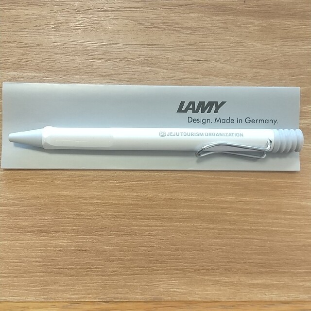 LAMY(ラミー)のLAMY safari ボールペン インテリア/住まい/日用品の文房具(ペン/マーカー)の商品写真