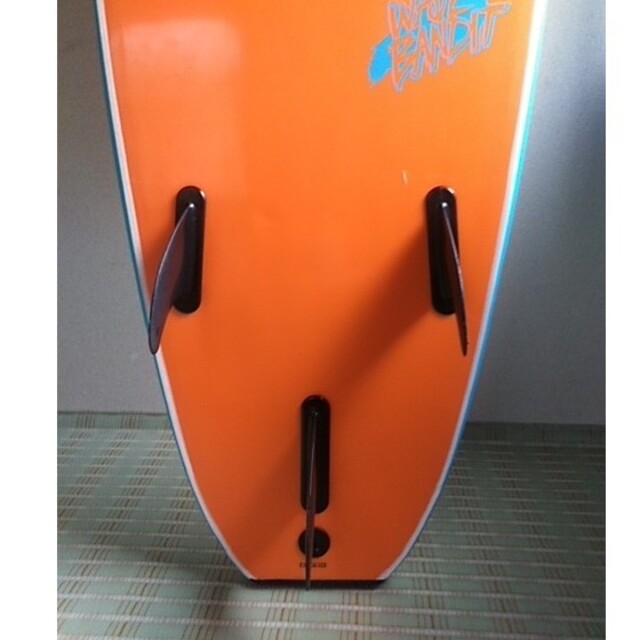 サーフィン　中古スポンジボード　WAVE BANDIT 7'0 スポーツ/アウトドアのスポーツ/アウトドア その他(サーフィン)の商品写真