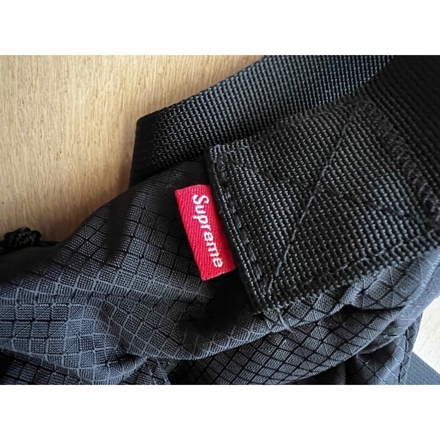 Supreme(シュプリーム)のSupreme Small Messenger Bag メンズのバッグ(メッセンジャーバッグ)の商品写真