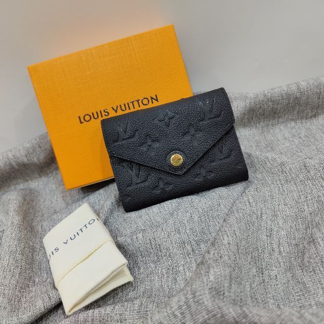 ルイヴィトン ポルトフォイユ ヴィクトリーヌ 三つ折り財布 超激安