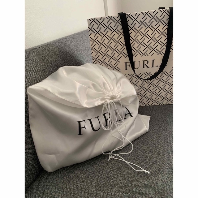 ※冬峰さま専用※ FURLA フルラバッグ THREEアイカラー 2点セット 8