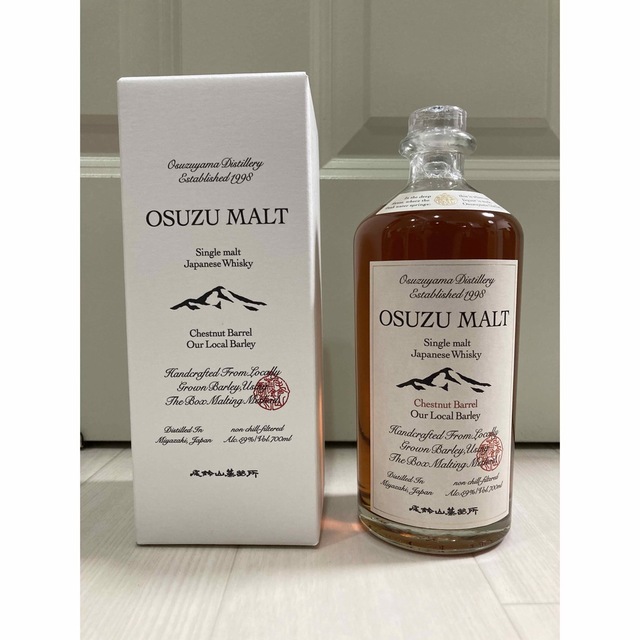 OSUZU MALT Chestnut Barrel 700ml 食品/飲料/酒の酒(ウイスキー)の商品写真