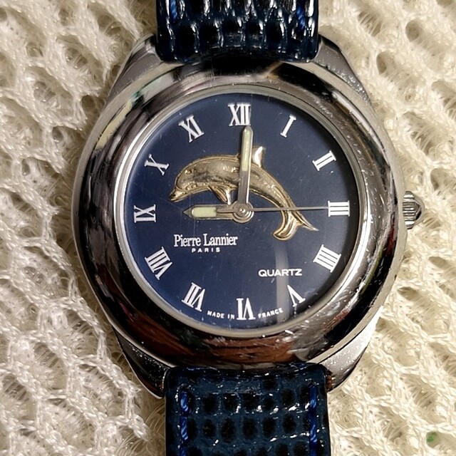 腕時計(アナログ)Pierre lannier ドルフィン時計