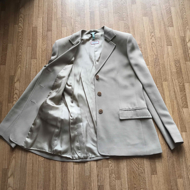 クリーニング済 MAX&Co.スーツMサイズ
