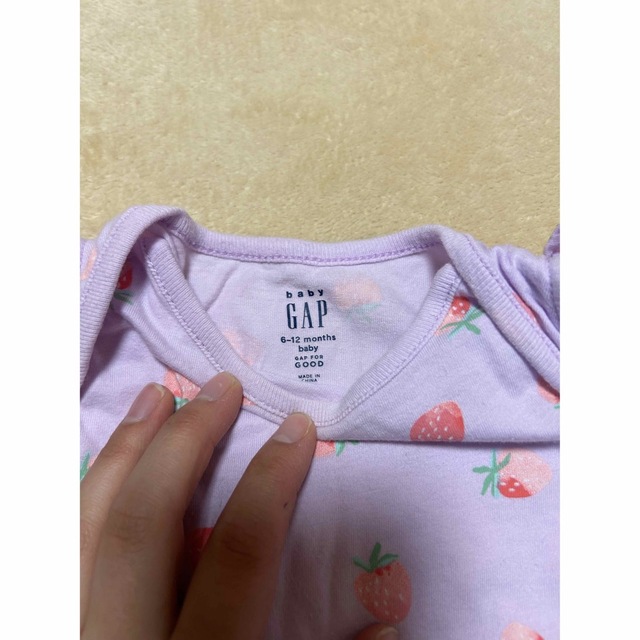 babyGAP(ベビーギャップ)のbaby GAP ロンパース　6〜12mouth キッズ/ベビー/マタニティのベビー服(~85cm)(ロンパース)の商品写真