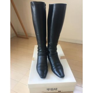 ヒミコ(卑弥呼)の【美品】卑弥呼・本革ロングブーツ（黒） 25㎝(ブーツ)