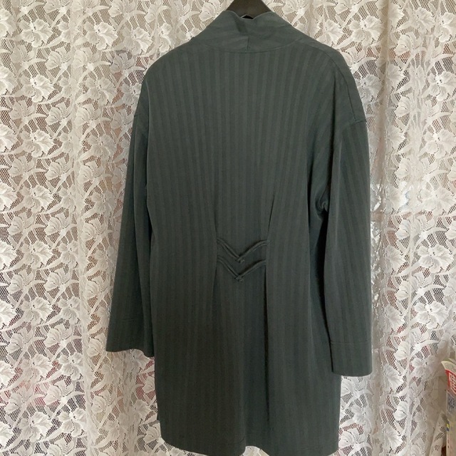 グレー えまいゆ ボタンオシャレ 昭和 レトロ 一点もの - ノーカラー