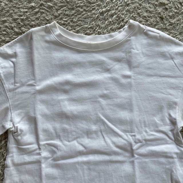 GU(ジーユー)のGU 半袖Tシャツ(チュニック) レディースのトップス(Tシャツ(半袖/袖なし))の商品写真