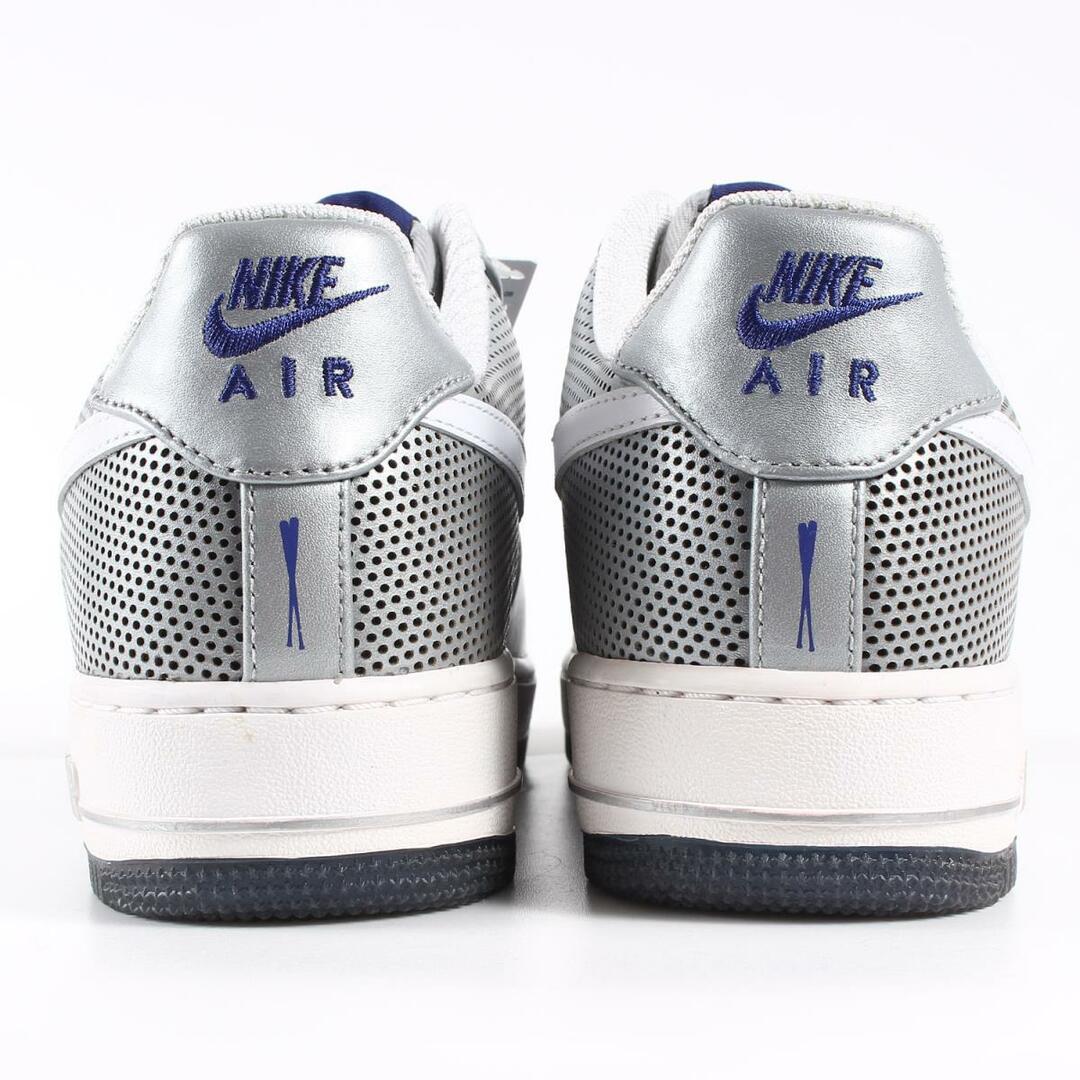 NIKE(ナイキ)のNIKE ナイキ ×FUTURA フューチュラ AIR FORCE 1 LOW PREMIUM エアフォース 1 プレミアム 318775-005 メタリックシルバー スニーカー シューズ 靴 シンプル カジュアル ブランド サイズ：26cm US8【メンズ】【R045】 メンズの靴/シューズ(スニーカー)の商品写真