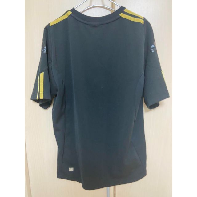 adidas(アディダス)のアディダス　Tシャツ　半袖　男女兼用　古着　黒 メンズのトップス(Tシャツ/カットソー(半袖/袖なし))の商品写真