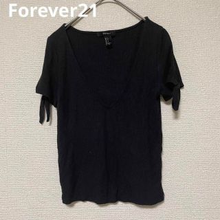 フォーエバートゥエンティーワン(FOREVER 21)の2565 Forever21 カットソー トップス 黒 シンプル V字カット(カットソー(半袖/袖なし))