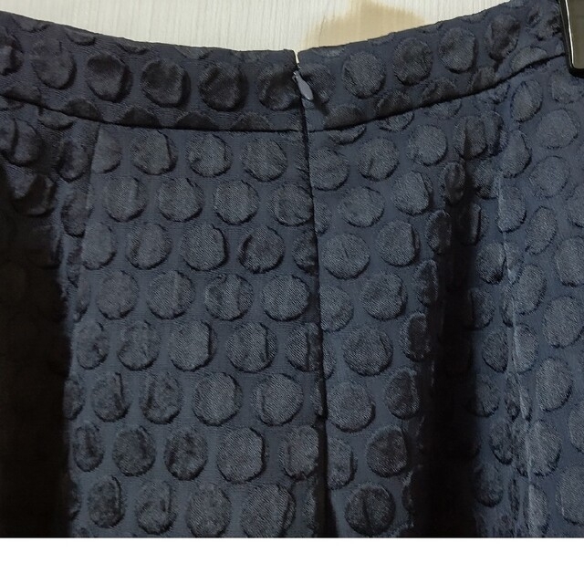 UNTITLED(アンタイトル)の期間限定値下げ【未使用】アンタイトル フレアスカート ネイビー レディースのスカート(ロングスカート)の商品写真