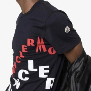 モンクレール(MONCLER)の★希少★ MONCLER Tシャツ Ｌ　ネイビー モンクレール ワッペン 完売(Tシャツ/カットソー(半袖/袖なし))