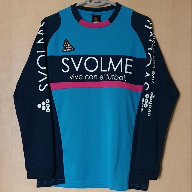 Svolme(スボルメ)のスボルメ 長袖 切替プラクティスシャツ サックス Ｌ used スポーツ/アウトドアのサッカー/フットサル(ウェア)の商品写真