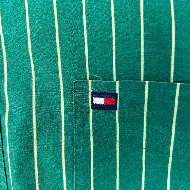 TOMMY HILFIGER(トミーヒルフィガー)の【希少‼︎】トミーヒルフィガー 刺繍ロゴ 半袖 BDシャツ ストライプ 緑黄 メンズのトップス(シャツ)の商品写真