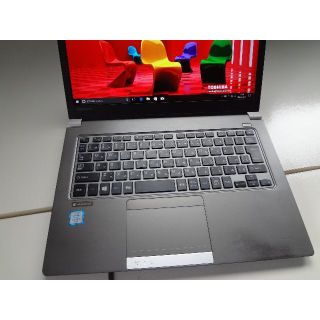 トウシバ(東芝)のdynabook R63/D i5-6200U SSD256 MEM8GB(ノートPC)