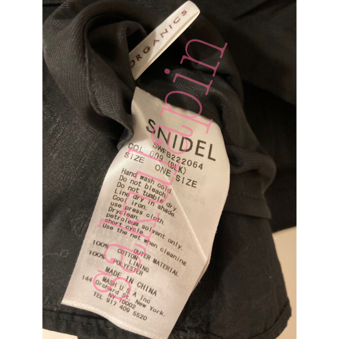 SNIDEL(スナイデル)のSNIDEL スナイデル ボウタイブラウス SWFB222064 レディースのトップス(シャツ/ブラウス(半袖/袖なし))の商品写真