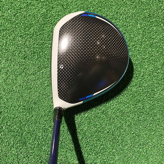 taylormadeテーラーメイドSIM2ドライバー9°