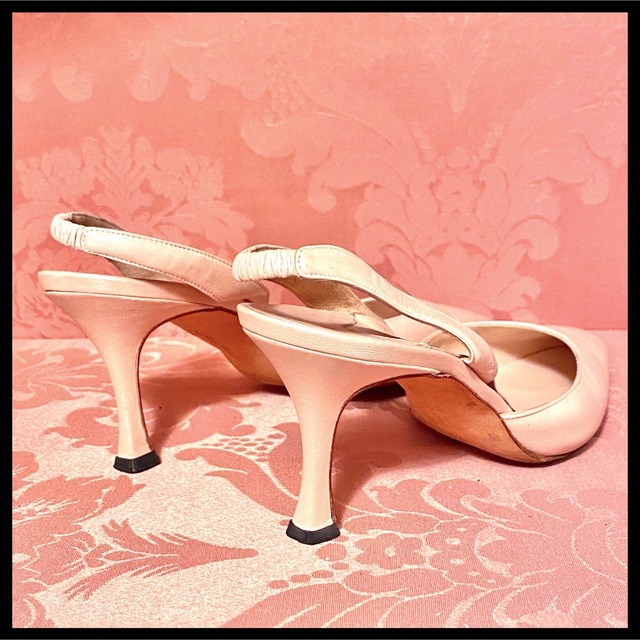 MANOLO BLAHNIK(マノロブラニク)のMANOLO BLAHNIK マノロブラニク ピンク パンプス シューズPink レディースの靴/シューズ(ハイヒール/パンプス)の商品写真