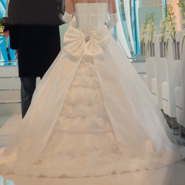 クチュール　ナオコ　ウェディングドレス レディースのフォーマル/ドレス(ウェディングドレス)の商品写真