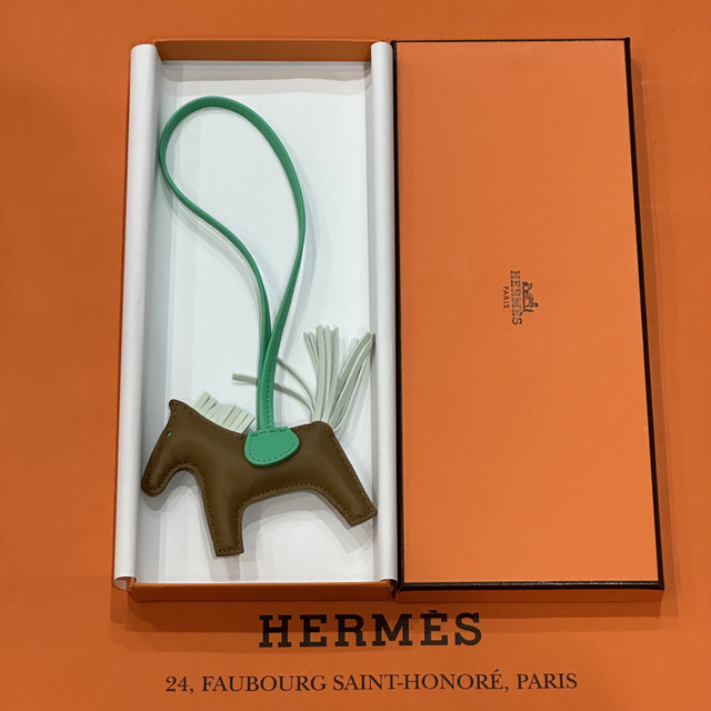 Hermes - 新品未使用 レア HERMES エルメス ロデオ チャーム pm
