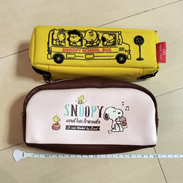 SNOOPY(スヌーピー)のスヌーピーのペンケース　どちらも中古です インテリア/住まい/日用品の文房具(ペンケース/筆箱)の商品写真