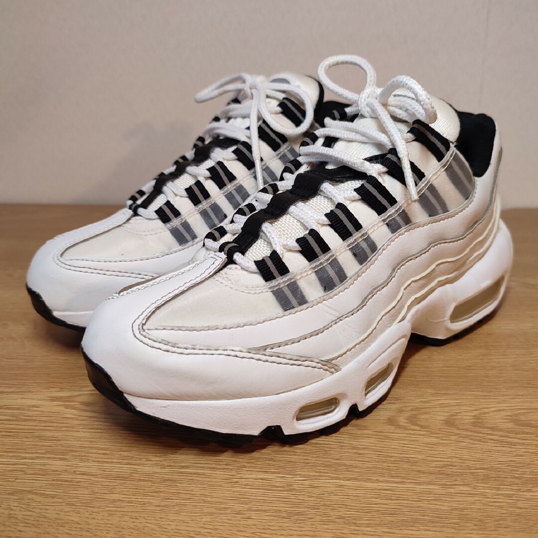 極美品 大人気 NIKE AIR MAX 95 MONOTONE② | フリマアプリ ラクマ