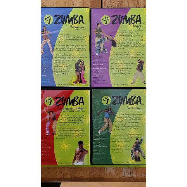 Zumba(ズンバ)のZUMBA ズンバ DVD 4枚セット　初心者向け　自宅　練習用 エンタメ/ホビーのDVD/ブルーレイ(スポーツ/フィットネス)の商品写真