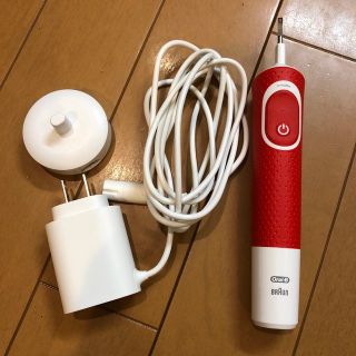 ブラウン(BRAUN)のブラウン　オーラルB すみずみクリーンキッズプレミアムプラス(歯ブラシ/歯みがき用品)