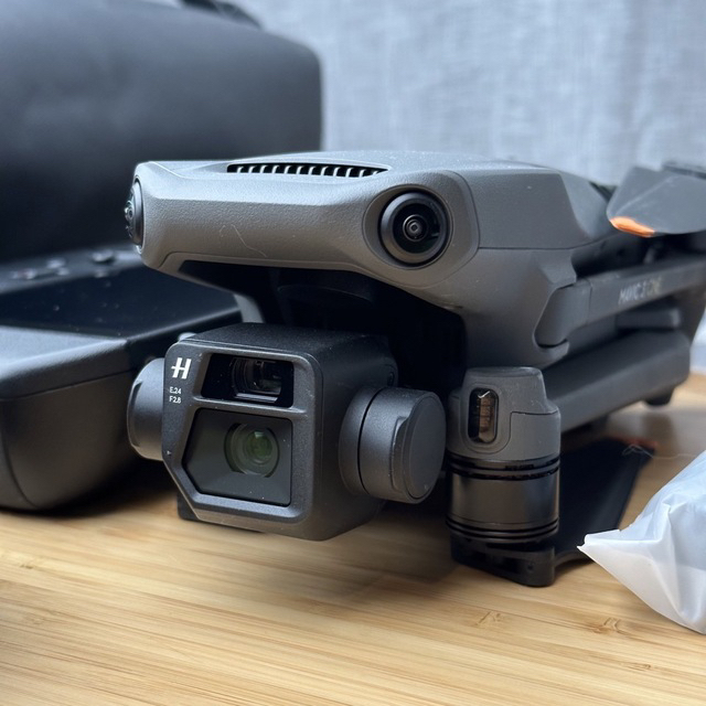 DJI MAVIC 3 CINE Premuimコンボ　元箱