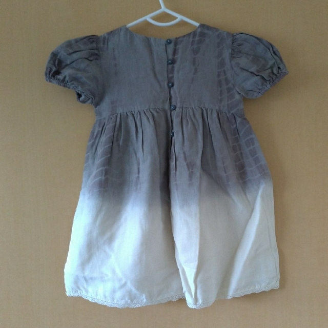 ZARA KIDS(ザラキッズ)のザラベイビー　タイダイワンピース　98 キッズ/ベビー/マタニティのキッズ服女の子用(90cm~)(ワンピース)の商品写真