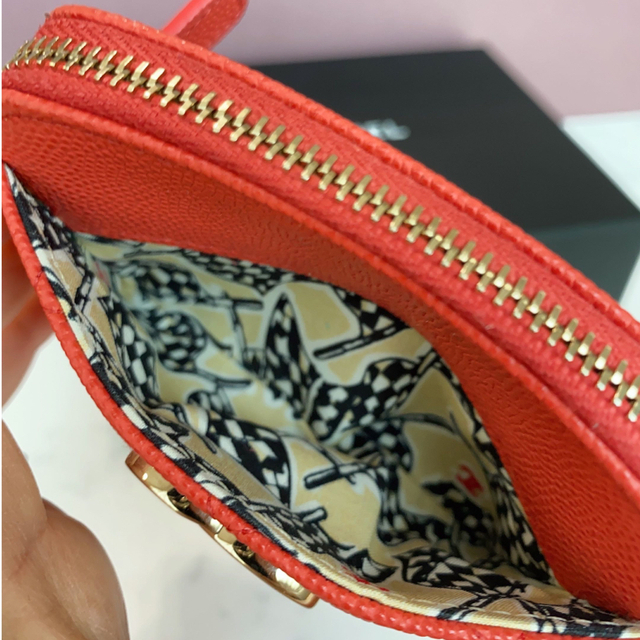 CHANEL シャネル キャビアスキン マトラッセ コインケース