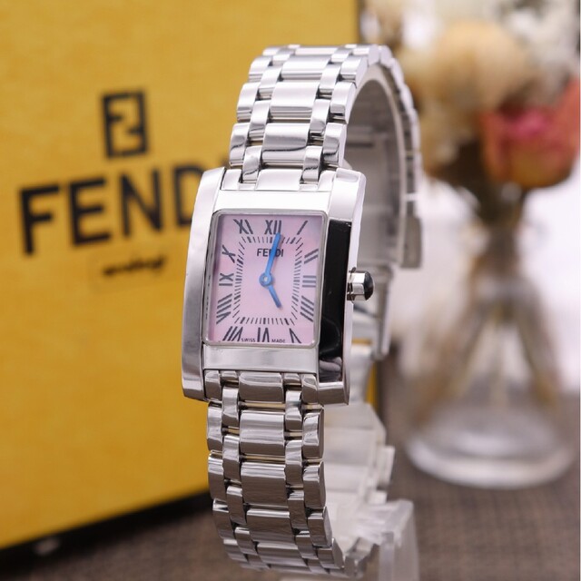 FENDI - 正規品【新品電池】FENDI 114/ピンクシェル タンク クラシコ