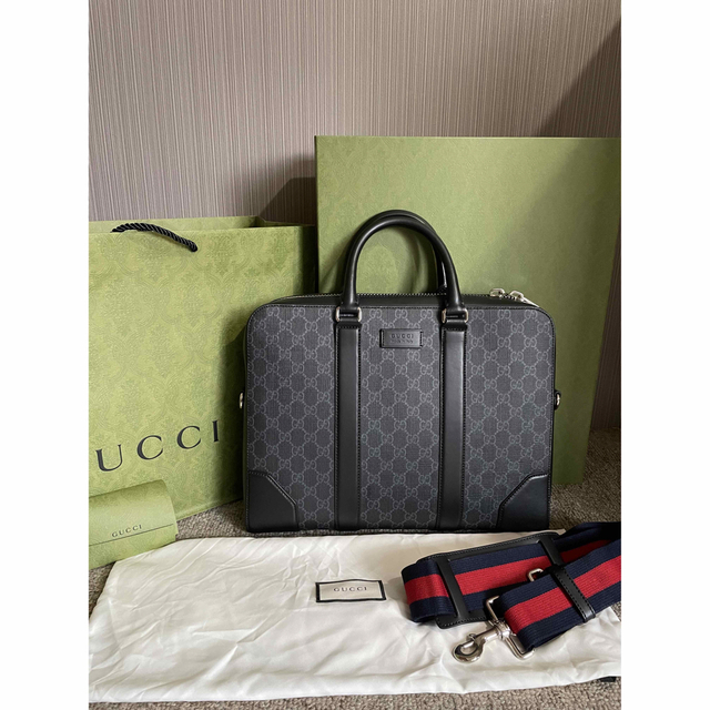 Gucci(グッチ)の【お値下げしました】GUCCI GGスプリーム キャンバス ブリーフケース メンズのバッグ(ビジネスバッグ)の商品写真