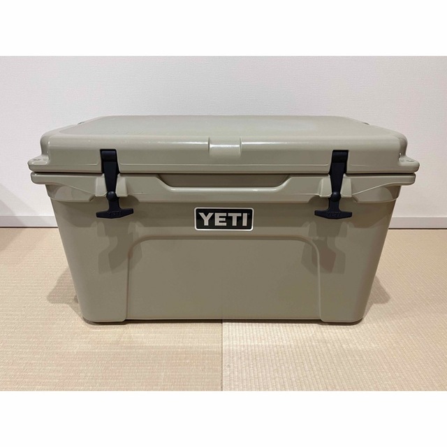 新品未使用 Yeti Tundra 45 Tan イエティ タンドラ