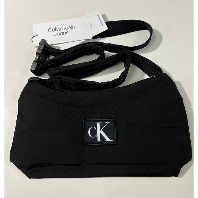 Calvin Klein(カルバンクライン)の【新品】Calvin Klein USA ショルダーバッグ/ブラック レディースのバッグ(ショルダーバッグ)の商品写真