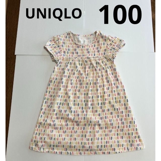 ユニクロ(UNIQLO)のかな様　ユニクロ　サイオン　チェック　2枚　ワンピース　100　女の子　北欧(ワンピース)