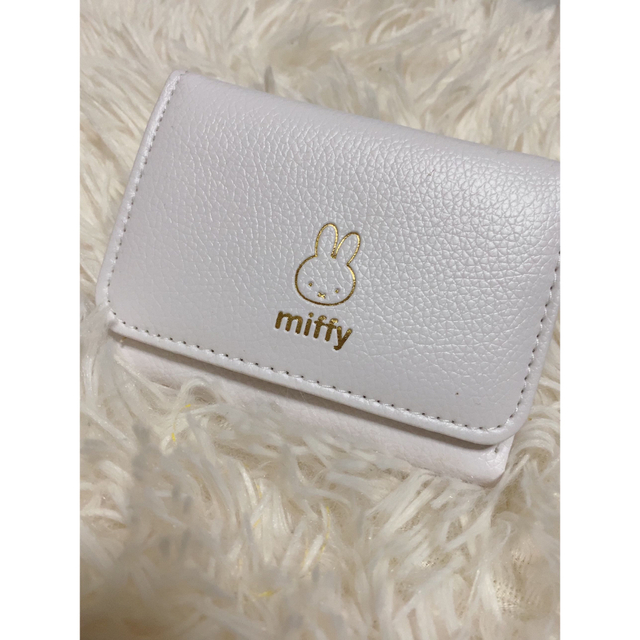 miffy(ミッフィー)のmiffy ミッフィーミニ財布 レディースのファッション小物(財布)の商品写真