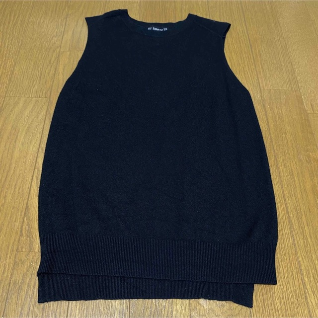 ZARA(ザラ)のZARA黒ノースリーブセーター(S) レディースのトップス(カットソー(半袖/袖なし))の商品写真