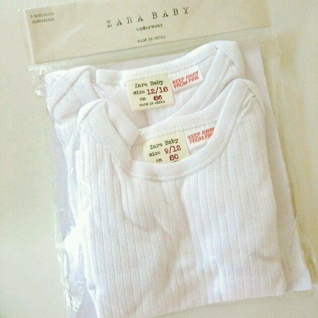 ZARA(ザラ)の【2枚セット・新品】ZARA ロンパース キッズ/ベビー/マタニティのベビー服(~85cm)(ロンパース)の商品写真