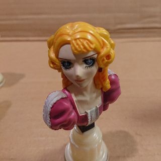 ベルサイユのばら胸像フィギュア(キャラクターグッズ)