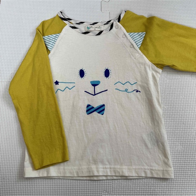 NARUMIYA INTERNATIONAL(ナルミヤ インターナショナル)のベイビーチアー　ねこトップス100 キッズ/ベビー/マタニティのキッズ服男の子用(90cm~)(Tシャツ/カットソー)の商品写真