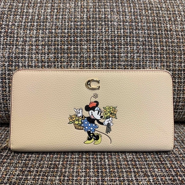 COACH(コーチ)の472  コーチ　長財布　ミニーちゃん レディースのファッション小物(財布)の商品写真