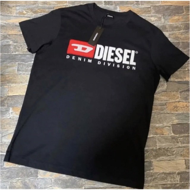 DIESEL(ディーゼル)の【専用】 メンズのトップス(Tシャツ/カットソー(半袖/袖なし))の商品写真