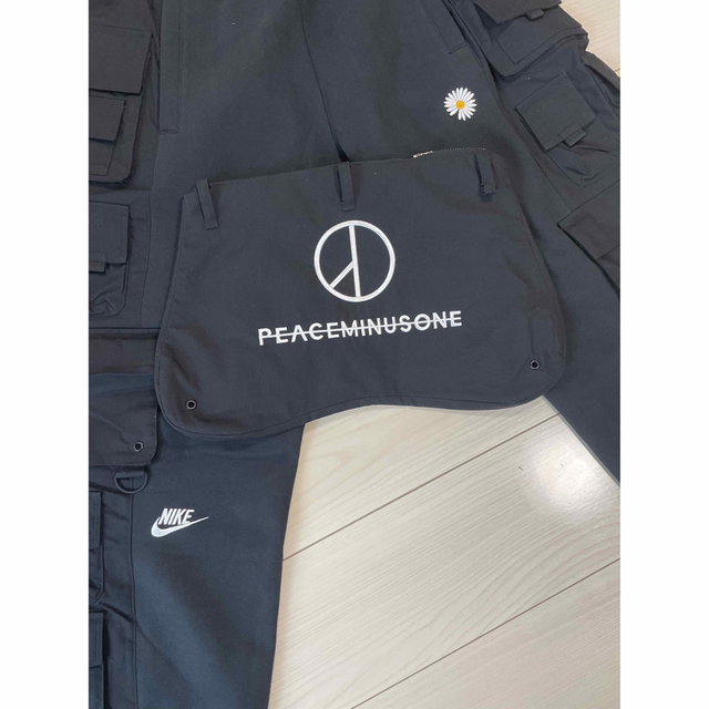 PEACEMINUSONE(ピースマイナスワン)のNIKE PEACEMINUSONE GDORAGON ワイドパンツ　XXS メンズのパンツ(ワークパンツ/カーゴパンツ)の商品写真