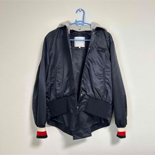 トミーヒルフィガー(TOMMY HILFIGER)の即購入可！トミーヒルフィガー　フード付きブルゾン　MA-1(ブルゾン)